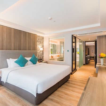 Citrus Suites Sukhumvit 6 By Compass Hospitality Bangkok Bagian luar foto