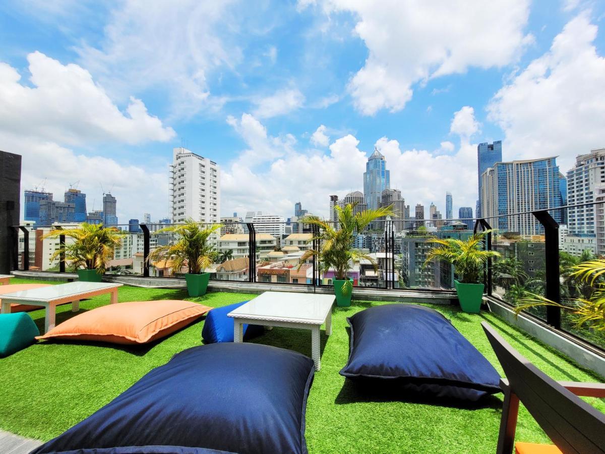 Citrus Suites Sukhumvit 6 By Compass Hospitality Bangkok Bagian luar foto