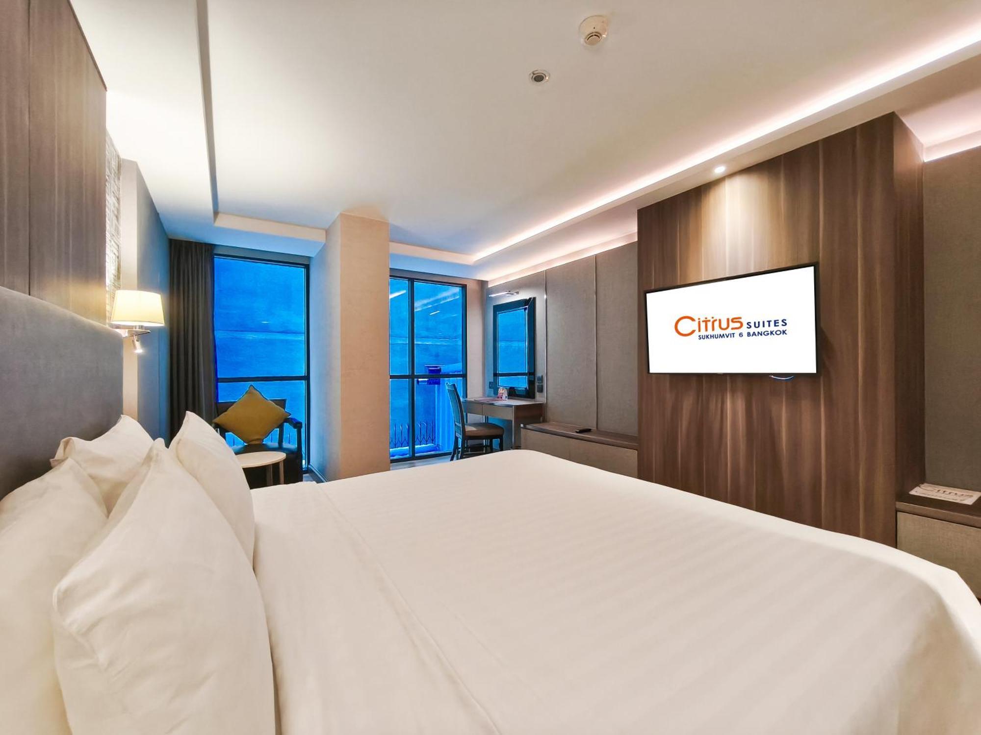 Citrus Suites Sukhumvit 6 By Compass Hospitality Bangkok Bagian luar foto