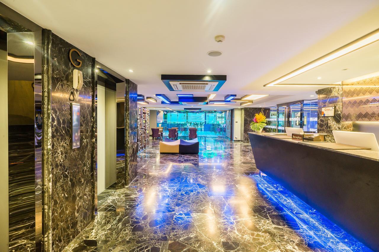 Citrus Suites Sukhumvit 6 By Compass Hospitality Bangkok Bagian luar foto